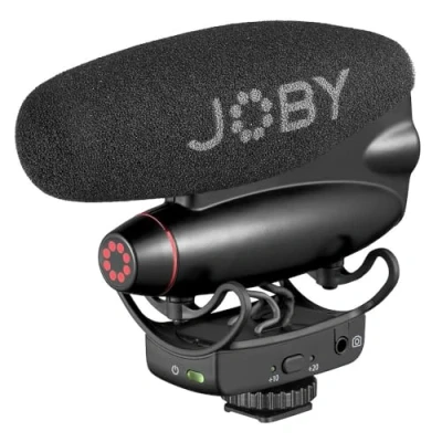 Immagine di JOBY Wavo PRO DS Microfono Shotgun Direzionale Professionale On Camera, Shock Mount e Tecnologia Rycote, Filtro Low Cut, LED Incorporato, CSC, Mirrorless, Vlogging, Youtuber, Creatori Contenuti
