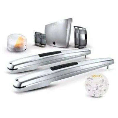 Immagine di ﻿Somfy 1240653 Motore Per cancelli a battente Exavia Star ante Con un&#039;altezza massima di 2m e una larghezza 2,5m 2 telecomandi Keypop, 1 lampeggiante fotocellule