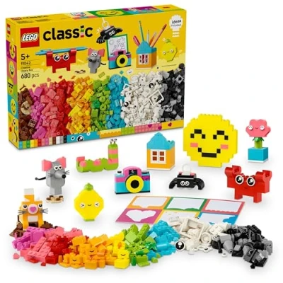 Immagine di LEGO Classic Scatola della Felicità Creativa, Set di Costruzioni con 680 Mattoncini Colorati, Giochi Creativi e Fantasia per Bambini Bambine da 5 Anni in su, Idea Regalo Compleanno 11042