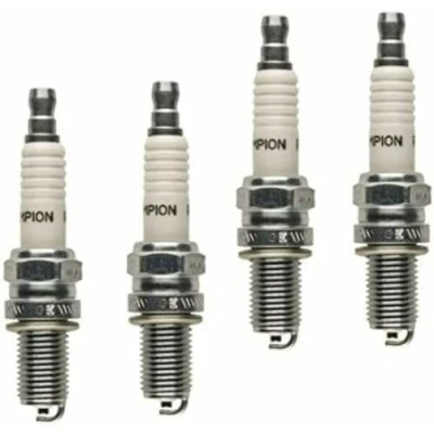 Immagine di Champion RA8HC 4PK Copper Plus Small Engine Spark Plug # 810 (4 Pack)