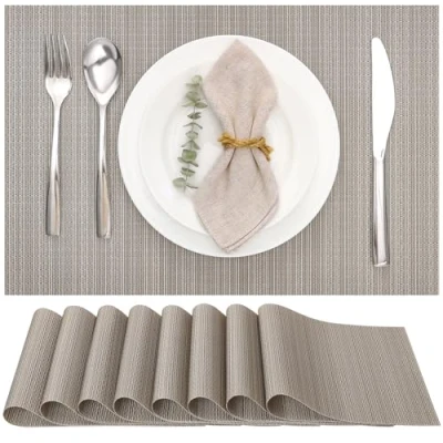 Immagine di Myir Tovagliette Americana Plastica Lavabili, Set di 8 Non scivolose Resistenti al calore, Tovaglietta Americane per Tavolo da Cucina (Argento d&#039;oro)