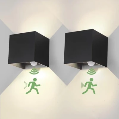 Immagine di wisdom line Lampada a parete con Sensori di Movimento Applique Cubo LED IP65 per interno/esterno 12W Regolabile 1020lumen Moderno Alluminio Impermeabile 2 pezzi (Nero, Luce Naturale 4000K)