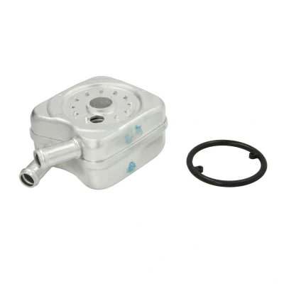 Immagine di NISSENS 90606 Radiatore Olio senza scatola per filtro dell’olio VOLKSWAGEN: Caddy 3, Golf 4, 5, AUDI: A3 Sportback, Hatchback, A6 C5 Avant