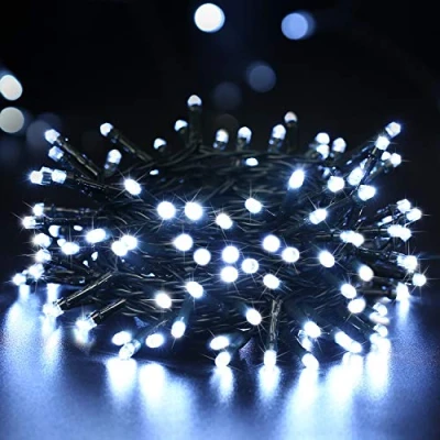 Immagine di BrizLabs Luci Natalizie Esterno 10M 100 LED Stringa a Batteria 8 Modalità Impermeabile Cavo Verde Catena Luminosa Decorazioni per Giardino, Albero di Natale, Matrimonio, Bianco Freddo