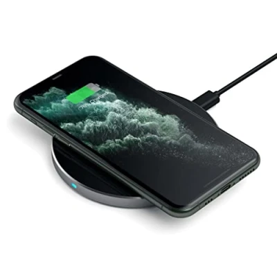 Immagine di SATECHI Caricabatterie Wireless In Alluminio Certificato Qi Compatibile Con iPhone 16 Pro Max/16 Pro/16/16 Plus/15 Max/15 Pro/15/15 Plus/14/13/12 Adattatore Venduto Separatamente