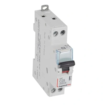 Immagine di MAGNETOTERMICO DX3 P + N C25 1 MODULO