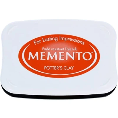 Immagine di Tsukineko Memento Tampone di Inchiostro per timbratura, Rosso, vasaio, Grande, a Base d&#039;Acqua, Traslucido, Impermeabile, archiviazione, goffratura, Argilla Potters, Pad Size: 7,6 x 4,7 cm