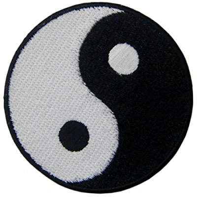 Immagine di Toppa ricamata autoadesiva o da cucire con simbolo Ying Yang del Taoismo