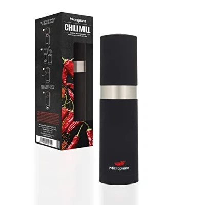 Immagine di Microplane Macina Peperoncino per peperoncini secchi in Acciaio Inossidabile Nero