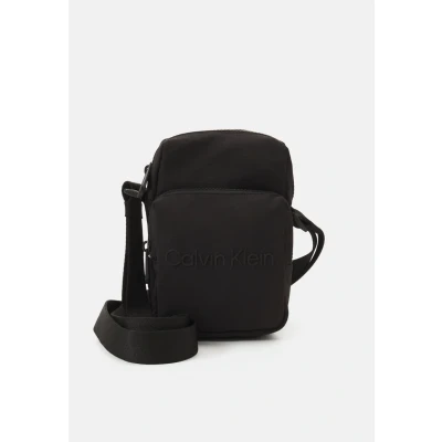 Immagine di Calvin Klein MUST Reporter XS Unisex Borsa a tracolla, Taglia: One Size, Black