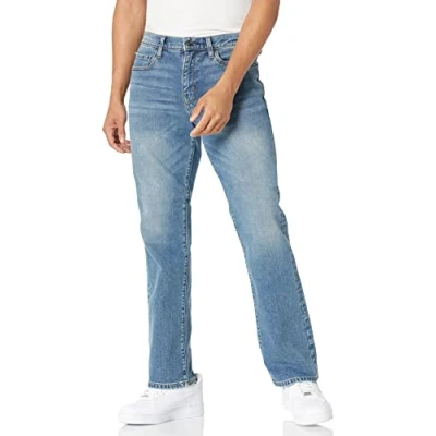 Immagine di Amazon Essentials Jeans Dritti con Taglio Bootcut Uomo, delavé Chiaro, 31W / 32L