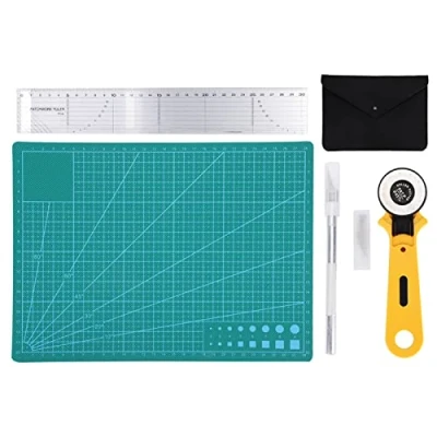 Immagine di Set Tappetino da Taglio, Akozon 5 Pezzi Taglierina Rotativa per Tessuti Include Borsa Portaoggetti + Righello Taglio Taglierino Rotante Coltello Intaglio Cucito, Artigianali