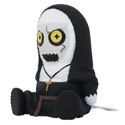 Immagine di Handmade by Robots Figura Knit Series Universo L&#039;evocazione The Conjuring Nun