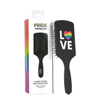 Immagine di Termix Spazzola per Capelli Detangler. Edizione Pride. Paddle Districare. la Racchetta Professionale si Reinventa con un Logo che Rende Omaggio ai Colori dell&#039;Arcobaleno. Edizi