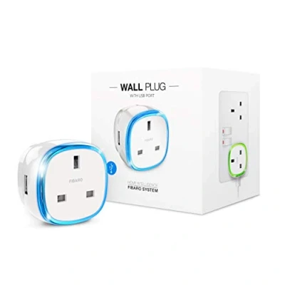 Immagine di FIBARO FGWPG 121 Z Wave Plus Presa Intelligente da Parete Tipo G con USB Charger