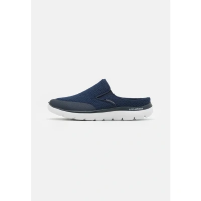 Immagine di Skechers Sport Summits Zoccoli, Uomo, Taglia: 45.5, Navy Tessuto / sintetico