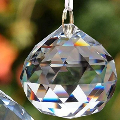 Immagine di EasyBravo Acchiappasole a sfera di cristallo trasparente sfaccettata, da 50 mm, decorazione Feng Shui + kit per appenderlo