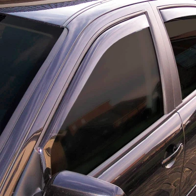 Immagine di ClimAir Car Comfort Deflettori d&#039;Aria Nero Compatibile con Isuzu D Max III Space Cab 2019