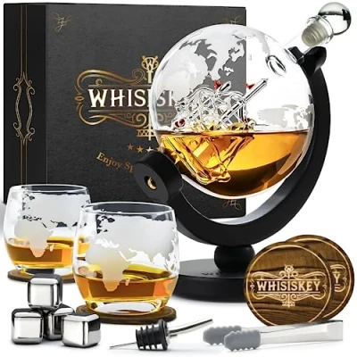 Immagine di WHISISKEY Decanter per Whisky Set Regalo Idee Uomo Compleanno Globe 900ML, Scatola Regalo, 2 Bicchieri da x 285ML, 4 Pietre di Whisky, Accessori