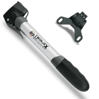 Immagine di SKS Germany TWINJEX Alu Mini Pompa, Pompa ad Aria Biciclette, incl. Supporto della (Attacco valvola: AV, SV, DV e Multi Valve, Pressione: 10 Bar / 144 PSI, Funzione telescopica), Nero/Argento
