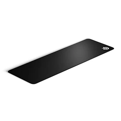 Immagine di SteelSeries QcK Edge XL Mouse pad da gioco in tessuto, Bordi con impunturatura antisfilacciamento, Ottimizzato per sensori di gioco, Dimensioni (900mm x 300mm 2mm)