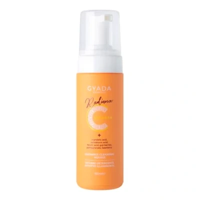 Immagine di GYADA COSMETICS, Radiance Cleansing Mousse, Mousse Detergente Illuminante, Rimuove il Make Up, Stimola Ricambio Cellulare, Contrasta i Segni dell&#039;Età e d&#039;Espressione, a Base di Vitamina C, 150 ml