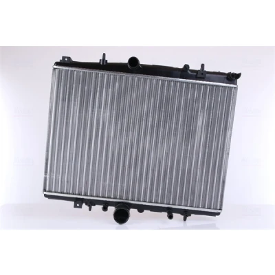 Immagine di NISSENS 63703 Radiatore motore Alluminio 380 549 26 Alette di raffreddamento montate meccanicamente CITROËN: C5 I Station Wagon, Hatchback