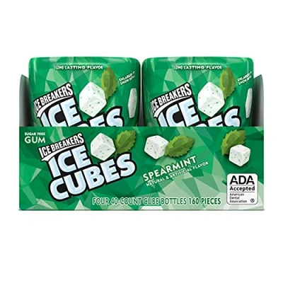 Immagine di Ice Breakers CUBES Spearmint Chewing Gum (Sugar Free, 40 Count Pieces, Pack of 4) by