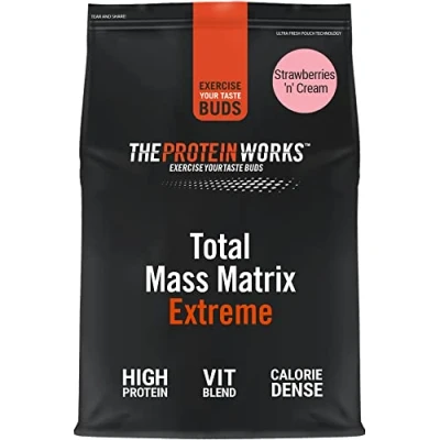 Immagine di THE PROTEIN WORKS Matrix Massa Totale Extreme, Frullato di Proteine in Polvere Ipercalorico &amp; Iperproteico, Per Aumentare Peso, 8 Agitare, Panna Fragole, 2.12 kg