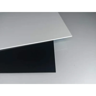 Immagine di Pannelli in vetro acrilico disponibili diversi colori forme e dimensioni, Spessore 3mm, bianco, 500 x mm