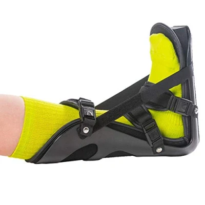 Immagine di BraceAbility Stivale elasticizzato per dormire Fasciite plantare Notte stecca piede e tendine di Achille regolabile trattamento dolore alla fascia, sperone calcaneare o arco (grande)