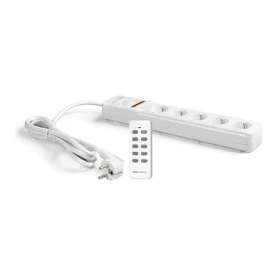 Immagine di SCS Sentinel HCN0063 Estensione multisocket telecomandata + 1 telecomando 5 canali prese con cavo di alimentazione da 3 m ControlPower Strip x5