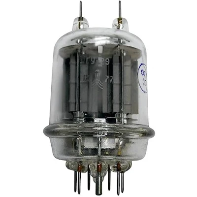 Immagine di 829 B = GU 29 SRS 4453 Valvola termoionica Pentodo a fascio doppio 600 V 110 mA Numero poli (num): 7 Attacco: Sette Contenuto 1 pz.