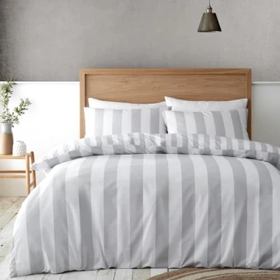 Immagine di Catherine Lansfield Cove Set copripiumino singolo reversibile con federa, motivo a righe, colore: grigio argento