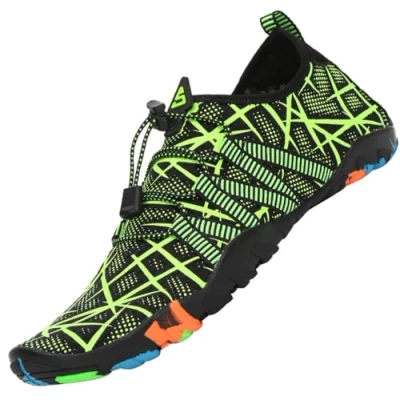 Immagine di SAGUARO Scarpe da Scoglio Uomo Scarpette Donna Mare Antiscivolo Acqua Asciugatura Rapida per Spiaggia Immersione Surf Nero Verde Gr.45 EU