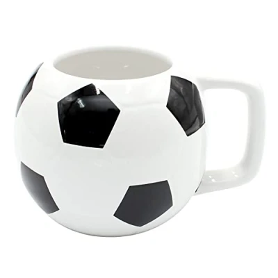 Immagine di Dekohelden24 Tazza da caffè in ceramica calcio, dimensioni: ca. 10 x 7 cm, capacità: 400 ml, bianco/nero