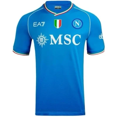 Immagine di SSC Napoli Maglia Home, EA7, Prodotto Ufficiale, Personalizzata Kvaratskhelia 77, Scudetto Tricolore, Slim Fit, XXL