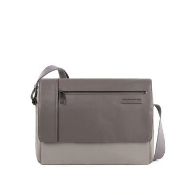 Immagine di Piquadro Akron Messenger Leder 38 CM Laptopfach Borsa a tracolla, Taglia: One Size, Grey