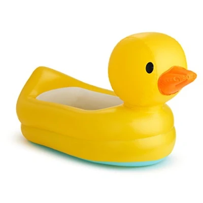Immagine di Munchkin White Hot Inflatable Baby Bath Duck Tub, suitable for alternative to larger paddling pools small children, babies or toddlers. Ideal traveling use at home.