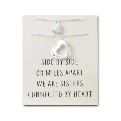 Immagine di Philip Jones Set di collana Big Sister e Little placcate in argento con carta citazione