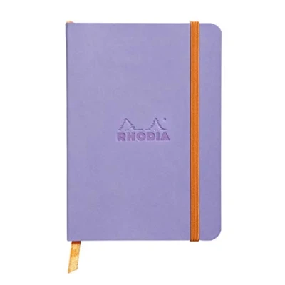 Immagine di RHODIA 117359C Taccuino flessibile Iris A6 Puntinato Dot 144 pagine Carta Clairefontaine Avorio 90 g/m Segna pagina, Chiusura con elastico Copertina Simil Cuoio Collezione Rhodiarama