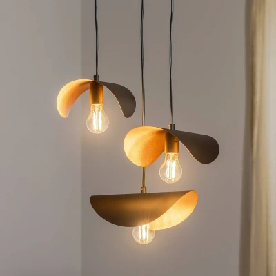 Immagine di Lampada a sospensione 3 luci Staircase Tools 30cm Metallo Nero e Oro Menzzo
