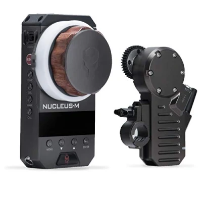 Immagine di Tilta Nucleus M Follow Focus Sistema di controllo dell&#039;obiettivo wireless Kit I per obiettivo fotocamera DSLR Mirrorless Cine, con motore dell&#039;unità manuale WLC T03 K1