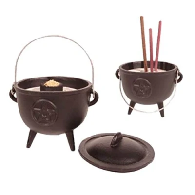 Immagine di Find Something Different Bruciatore di incenso a forma calderone in ghisa con simbolo pentagramma