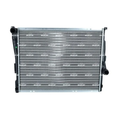 Immagine di NRF 51577A Radiatore motore Alluminio 580 449 32 Alette di raffreddamento montate meccanicamente BMW: 3 Sedan, Coupe, Touring