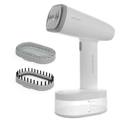 Immagine di BLACK+DECKER BXGS1600E Ferro da Stiro Verticale, 1600 W, 25g/min, Piastra in Ceramica, Funzione Autopulente, Luce di Riscaldamento, Sistema Antigoccia, Bianco
