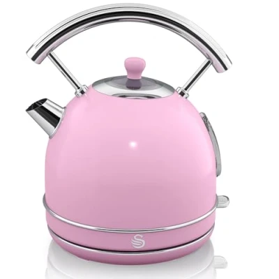 Immagine di Swan Retro Bollitore elettrico, 1,8 l, Resistenza Nascosta in Acciaio Inox, Senza fili, Cavo, Design Vintage, Spegnimento Automatico Controller Strix, Rosa, 3000 W