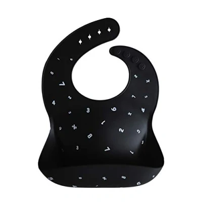 Immagine di mushie Bavaglino Silicone Impermeabile Regolabile Facile da Pulire 4 Misure Regolabili con tasca Frontali Profonde Senza BPA articoli per neonati &amp; bambini Black Numbers