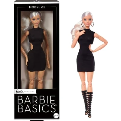 Immagine di Barbie Signature Basics Modello 02, bambola da collezione bionda, mini abito e stivali gladiatrice neri, vestibilità universale, corpo snodato testa intercambiabile, 6+ anni, JBH71