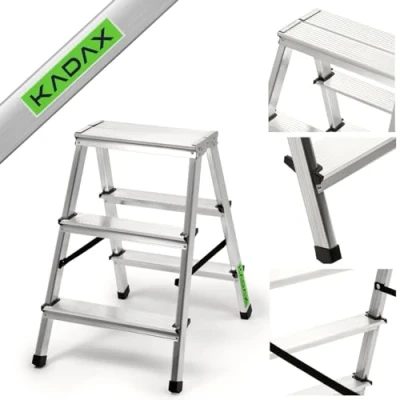 Immagine di KADAX Scaletta Pieghevole in Alluminio, Scala Doppia a Pioli con Piattaforma Antiscivolo, Gradini Larghi e Struttura Leggera, Fino 125 kg (3 Gradini)